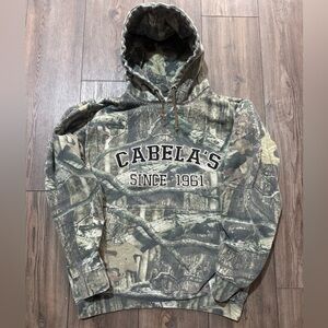 Cabela’s Camo Hoodie Medium Mossy Oak Style Fleece Pullover Since 1961 Size M